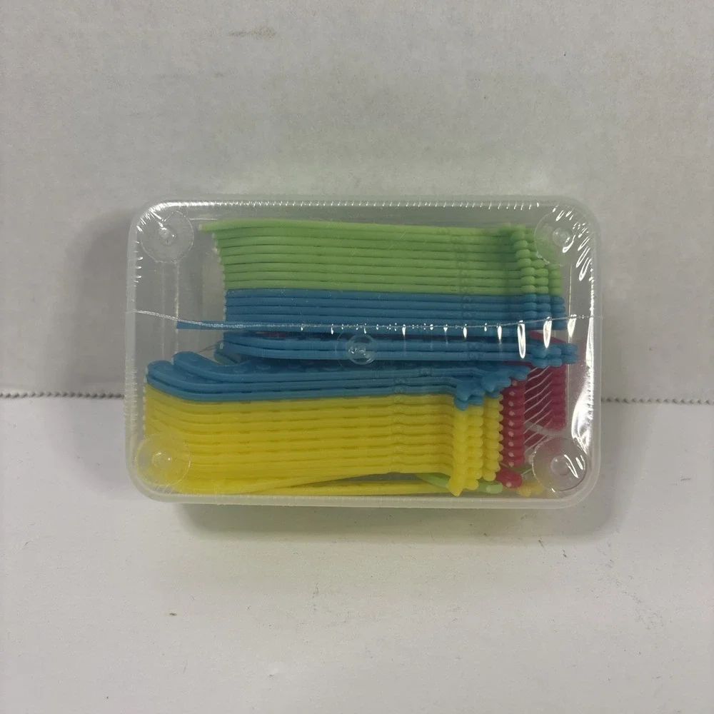 PureDental 40 Kids Floss Picks Animal Shapes Colorful Travel Case New Sealed